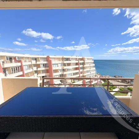 1 Garage Piscine A 100 Metres *